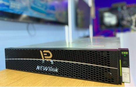 新紐科技攜信創產品人工智能一體機亮相中關村論壇，賦能人工智能基礎軟件開發新生態